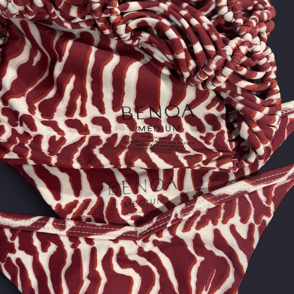 SOLD! - Picture 3 of 3